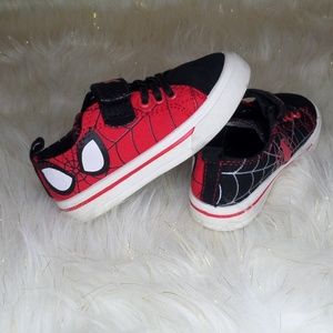 434 Spiderman Marvel Sneakers